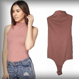 ✨LAST ONE✨Turtleneck Racerback Ribbed  Bodysuit